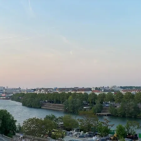 La Terrasse Parisienne - Vue Tour Eiffel Apartament *