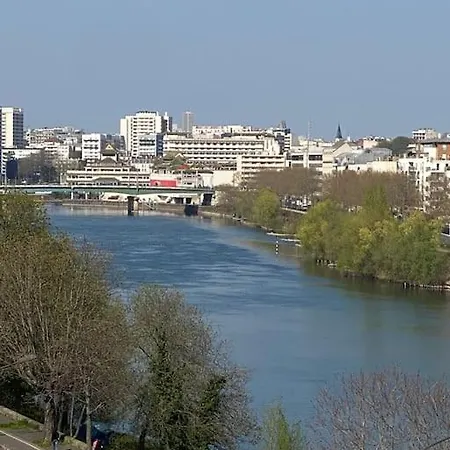 La Terrasse Parisienne - Vue Tour Eiffel * Vitry-sur-Seine